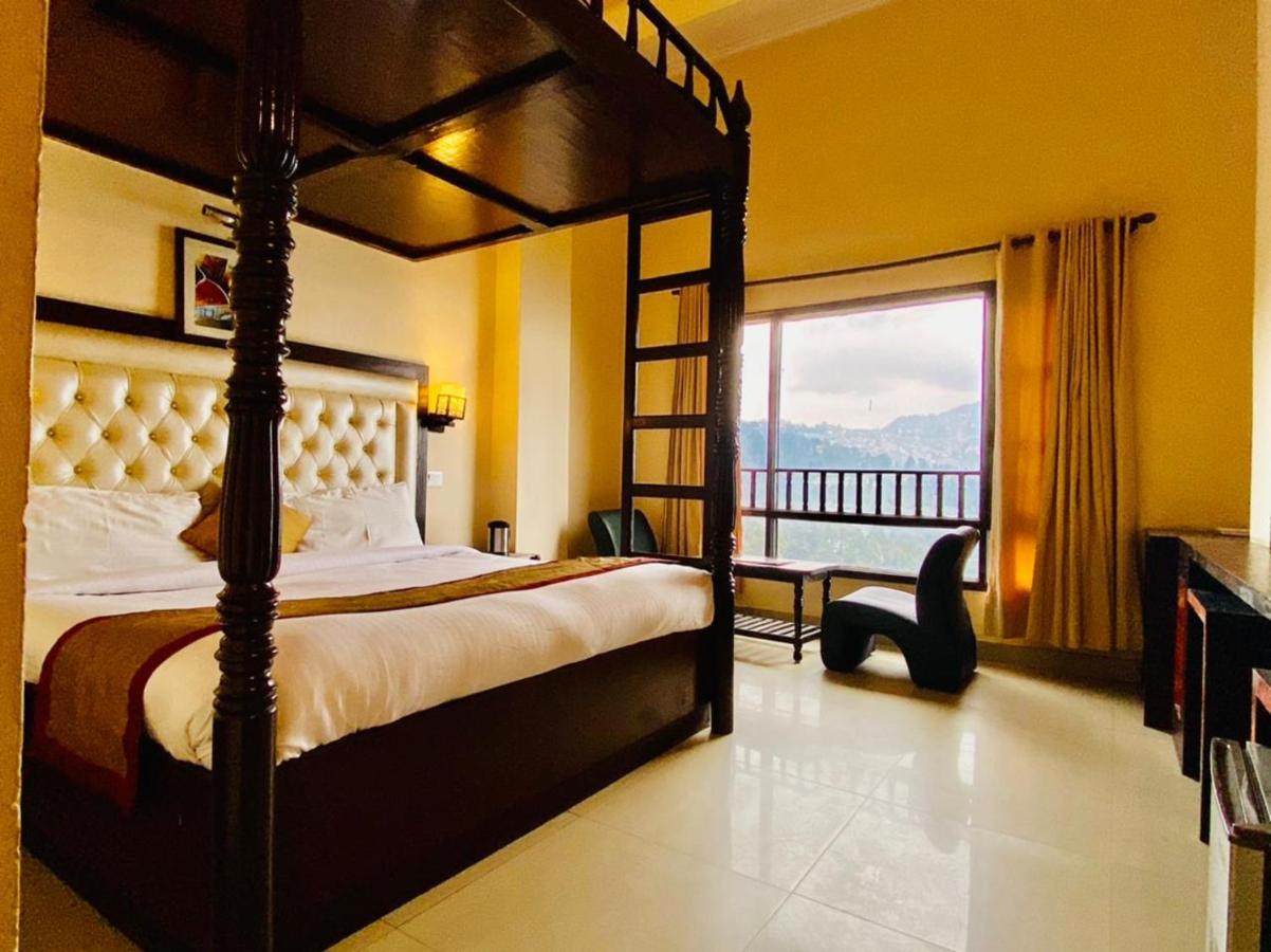 Hotel Aachman Regency ชิมลา ภายนอก รูปภาพ