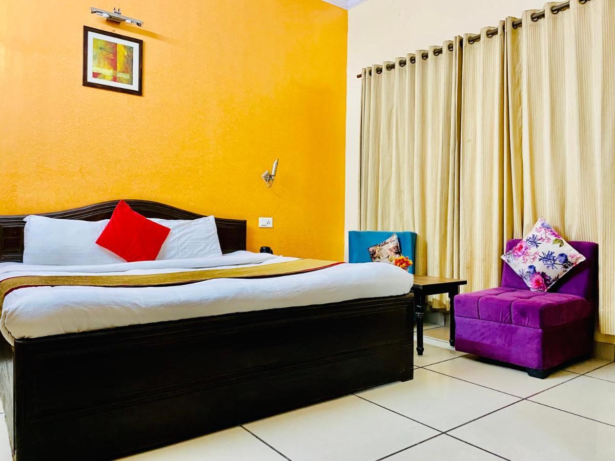 Hotel Aachman Regency ชิมลา ภายนอก รูปภาพ