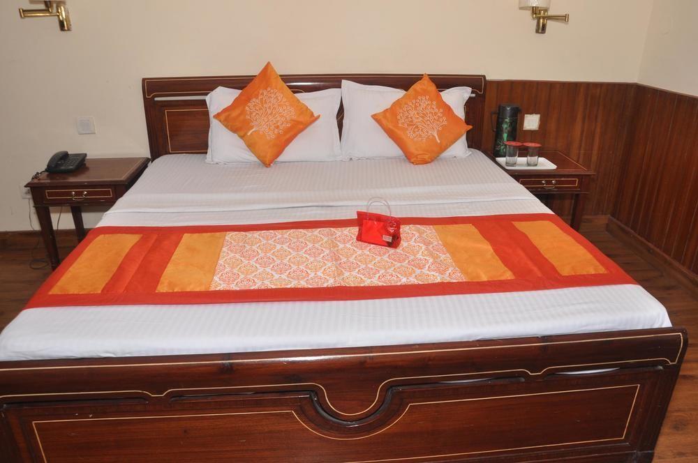 Hotel Aachman Regency ชิมลา ภายนอก รูปภาพ